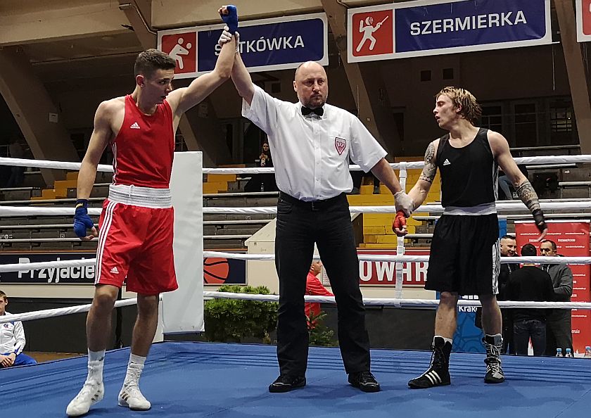 XXXIX Złota Rękawica Wisły Kraków Filip Oszczepalski (Fighter Kielce) vs Brice Vuelin (Francja)