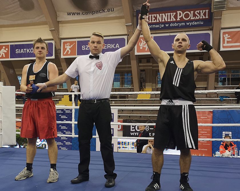 75kg Michał Bulanda (Niezrzeszony MZB - Nowy Sącz) vs Wiktor Czopek (Akademia Boksu Gortata)