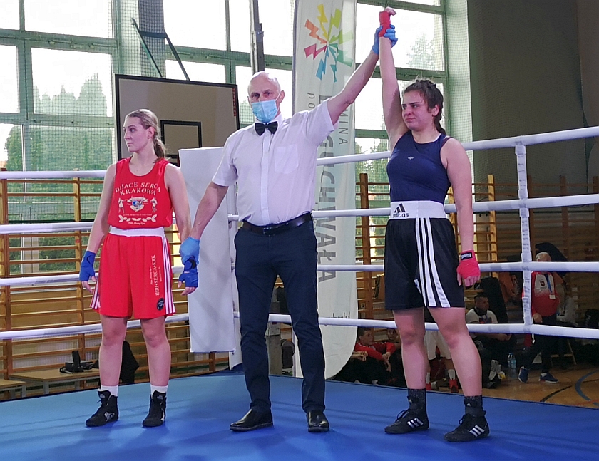 Julia Chudy (BB Bijące Serca Krakowa) vs Roksana Lechoszest (Stal Stalowa Wola)